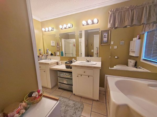 162 Hillsborough Ave , Sorrento FL 32776