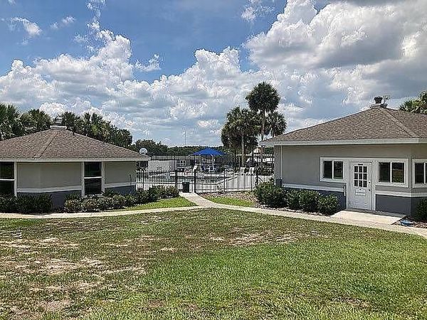 162 Hillsborough Ave , Sorrento FL 32776