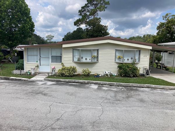 273 Countryside Dr, Orange City FL 32763