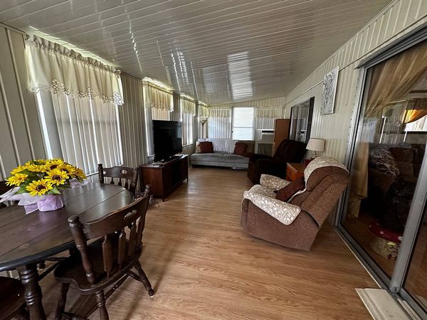 273 Countryside Dr, Orange City FL 32763