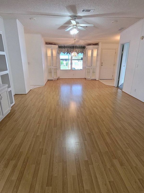 194 LA Gardinia , Edgewater FL 32141