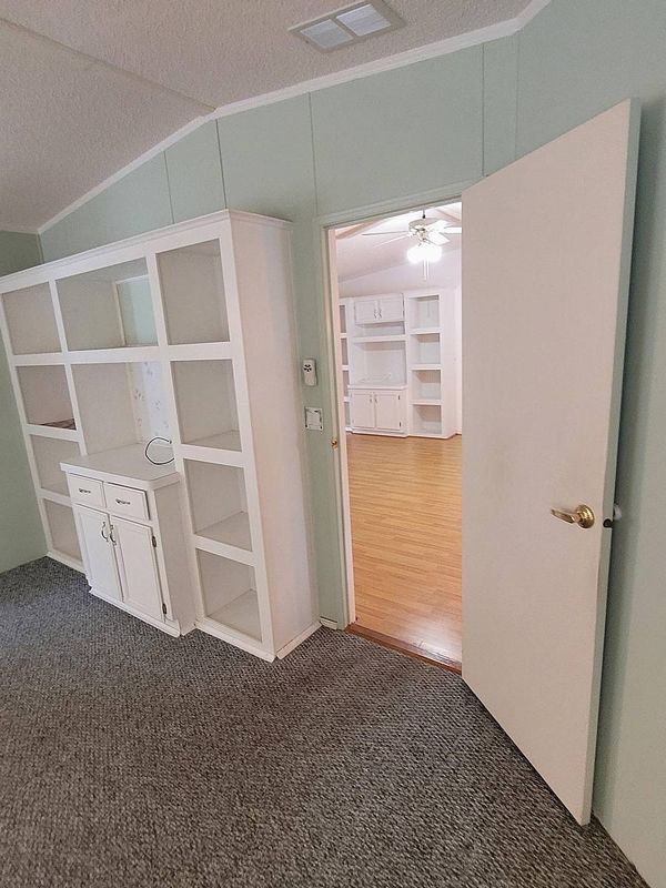 194 LA Gardinia , Edgewater FL 32141