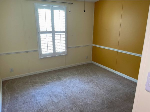 28 Newcastle Dr., Kissimmee FL 34746