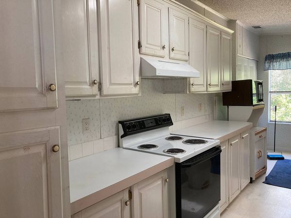 2211 Hollowridge Dr, Orange City FL 32763