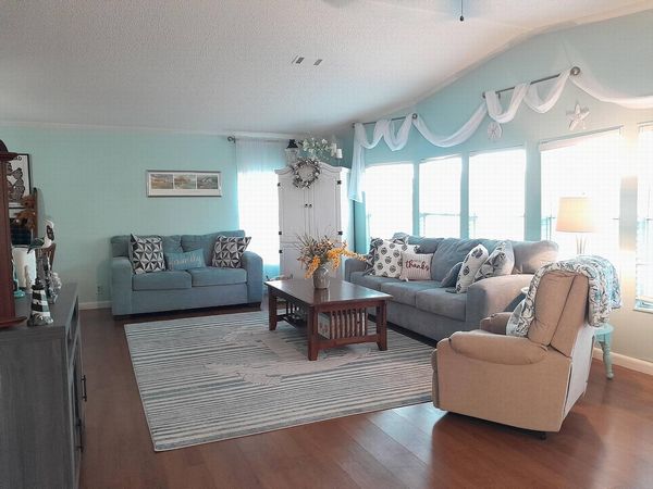 514 Hemingway Ter, Fort Pierce FL 34982