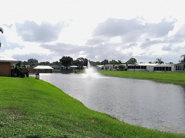 514 Hemingway Ter, Fort Pierce FL 34982