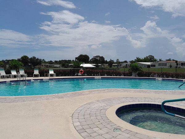 514 Hemingway Ter, Fort Pierce FL 34982