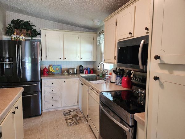 19 Rio Grande Dr, Leesburg FL 34748