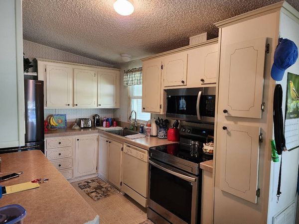 19 Rio Grande Dr, Leesburg FL 34748