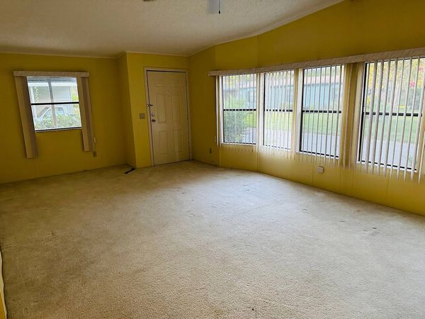 24 Rainbow Falls Dr, Ormond Beach FL 32174