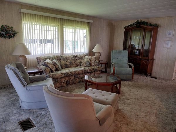 146 Colburn Dr, DeBary FL 32713