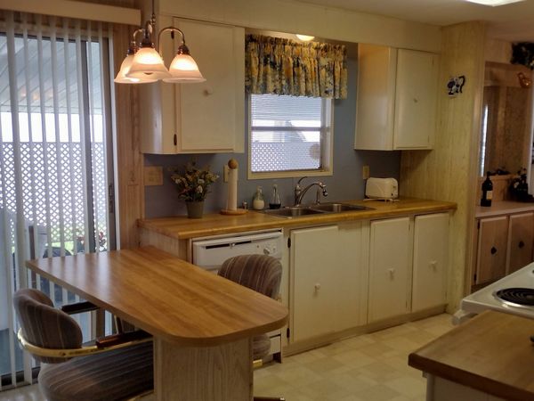 146 Colburn Dr, DeBary FL 32713