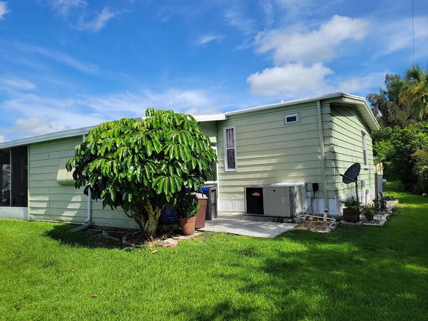 7300 20th St, Lot 39, Vero Beach FL 32966