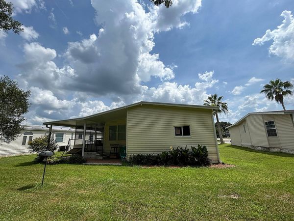 997 E. Palm Valley Dr, Oviedo FL 32765