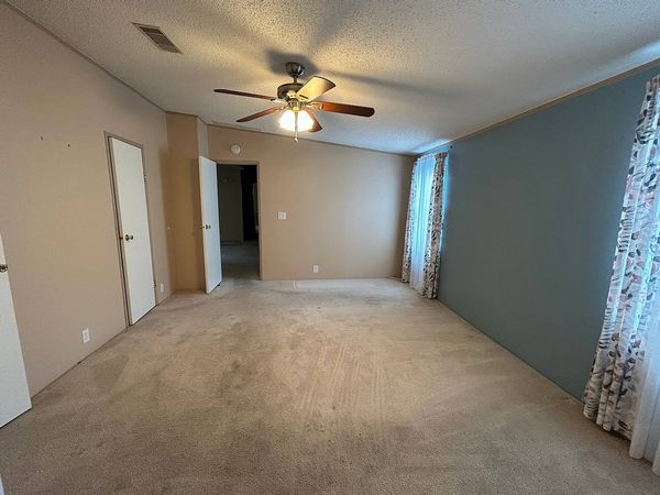 997 E. Palm Valley Dr, Oviedo FL 32765