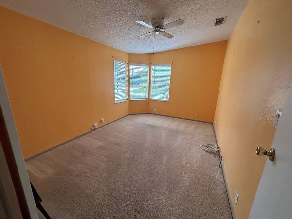 997 E. Palm Valley Dr, Oviedo FL 32765