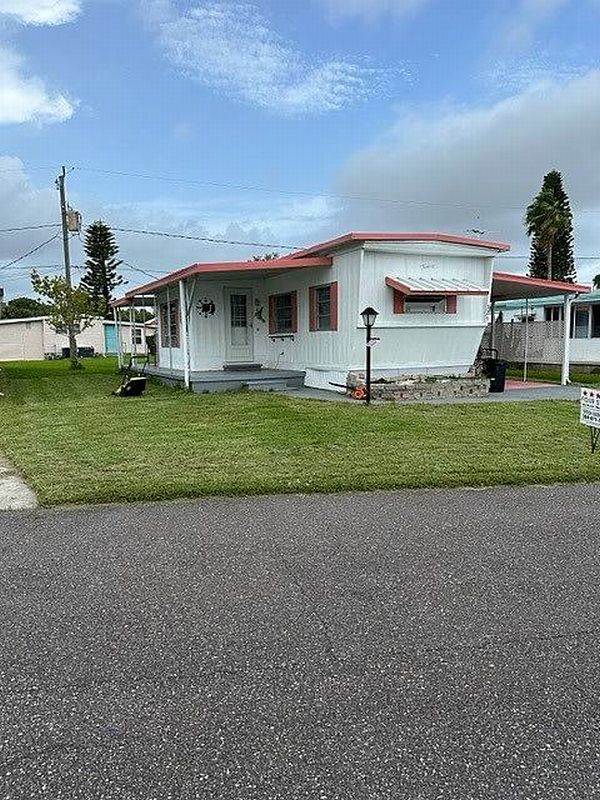 918 Reed Canal , Lot 325, South Daytona FL 32119