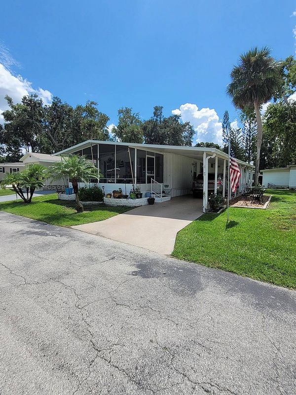 5 Kimberly Court, Daytona Beach FL 32119