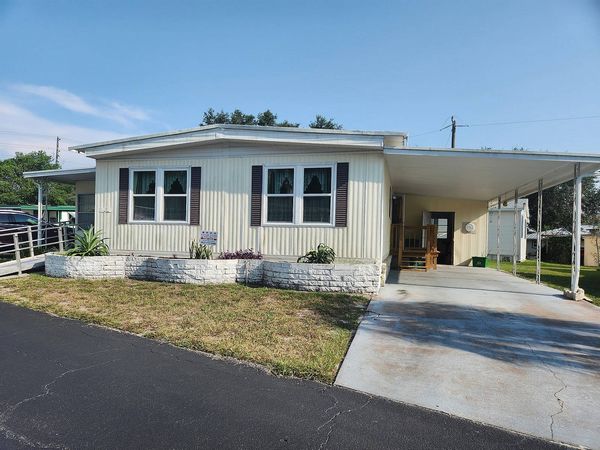 69 Plantation Dr, DeBary FL 32713