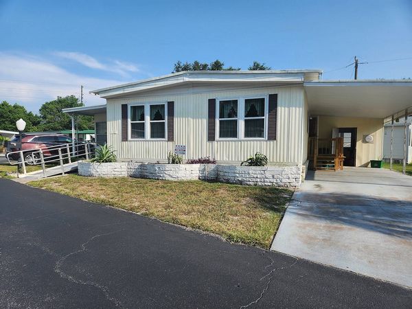 69 Plantation Dr, DeBary FL 32713