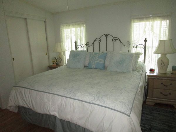 114 N Lake Dr, Leesburg FL 34788