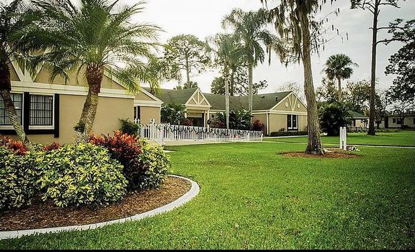 309 Windsor Dr, Port Orange FL 32129