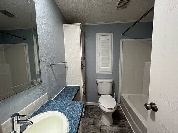 7148 Harbor View Dr , Leesburg FL 34788