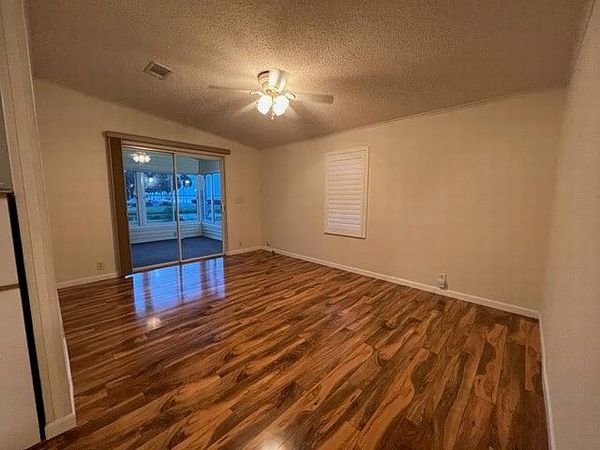 7148 Harbor View Dr , Leesburg FL 34788