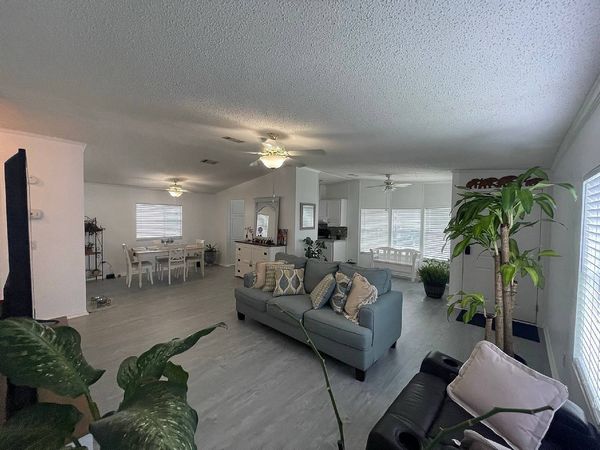 1736 Western Redwood Ave., Kissimmee FL 34758
