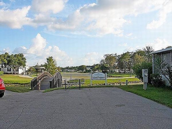 8116 Blue Marlin Way, Lot 3085, Orlando FL 32822