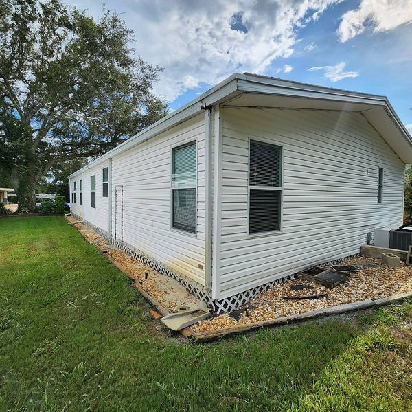 3057 Eagle Pass Trl, DeLand FL 32724
