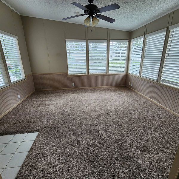 922 Navel Orange Dr, Orange City FL 32763