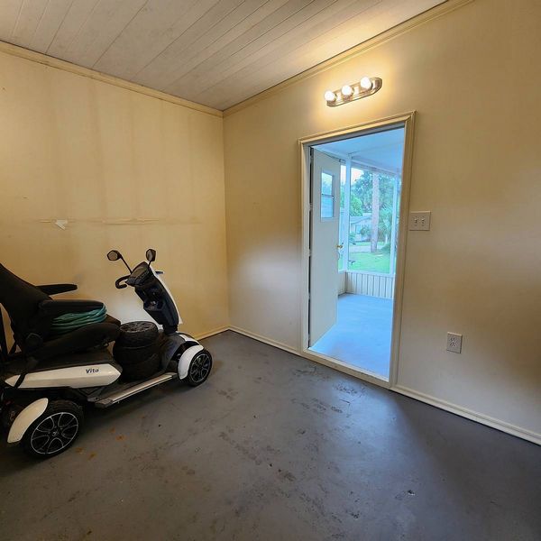 922 Navel Orange Dr, Orange City FL 32763