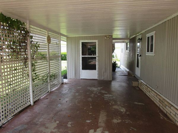 219 Paradise South, Leesburg FL 34788
