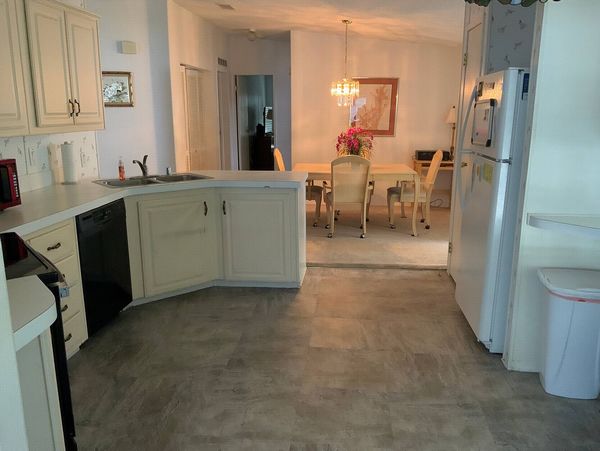 30 Bluewater Lake Circle, Ormond Beach FL 32174