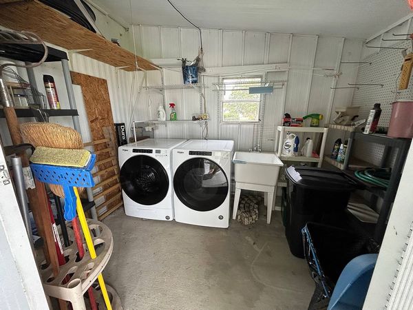 550 Laguna Ct, Oviedo FL 32765