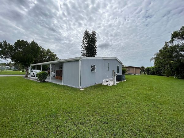 550 Laguna Ct, Oviedo FL 32765