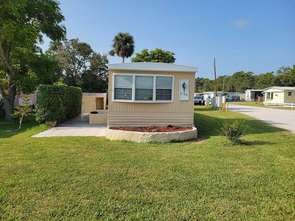 2588 Laboca Drive, New Smyrna Beach FL 32168