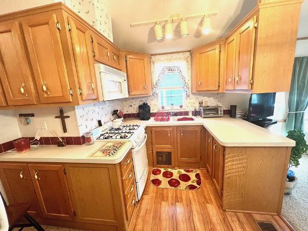 1983 Fortune Rd A-16, Kissimmee FL 34744