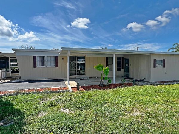 157 Lakeview Dr, Lot 0685, Leesburg FL 34788