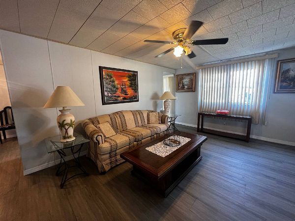 157 Lakeview Dr, Lot 0685, Leesburg FL 34788