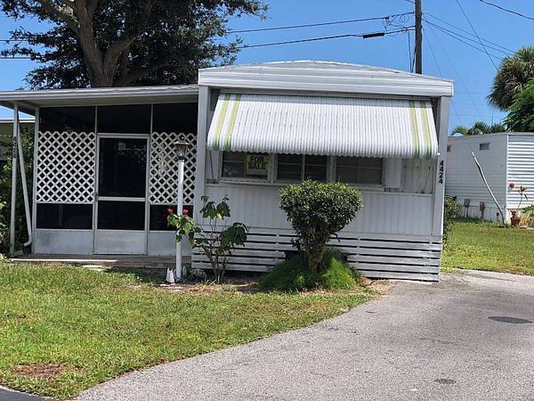 4424 Manatee Cir, Melbourne FL 32935