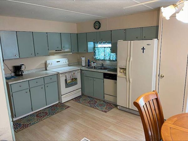 21 S Granada Ln, Port St. Lucie FL 34952