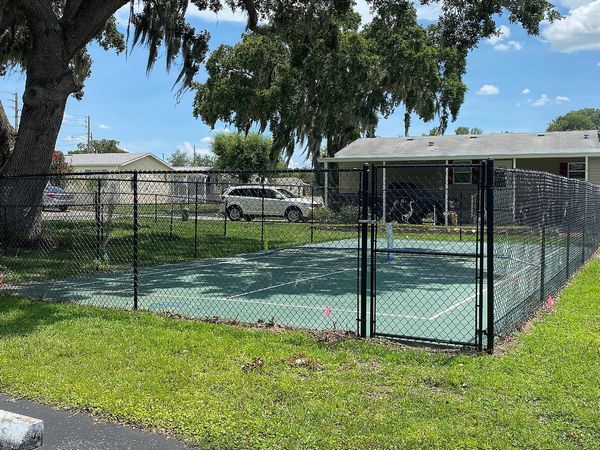 199 Landing Dr, Leesburg FL 34748