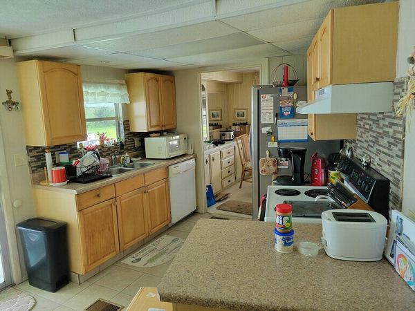 7300 20th St, Lot 136, Vero Beach FL 32966