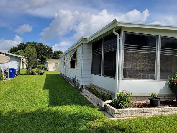 7300 20th St, Lot 136, Vero Beach FL 32966