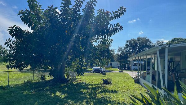 555 4th St, Lot 37, Vero Beach FL 32962