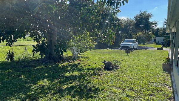 555 4th St, Lot 37, Vero Beach FL 32962