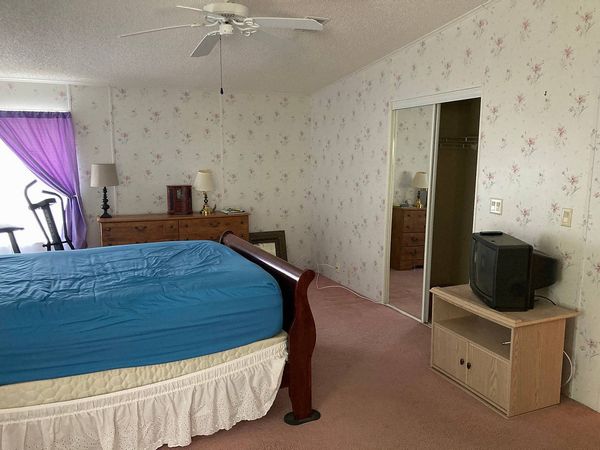 2228 Hollowridge Dr, Orange City FL 32763