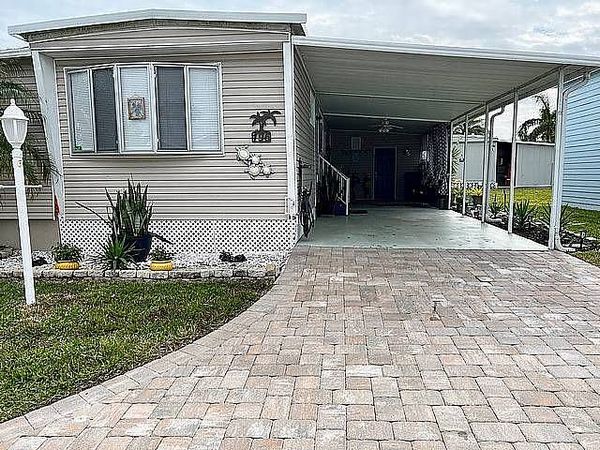 196 Arbor Lane, Vero Beach FL 32960
